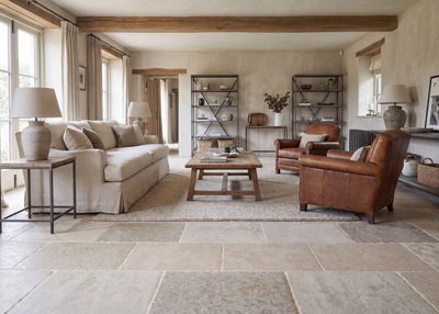 Chateau de versailles beige natuursteen 1