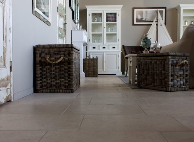 CHAMPAGNE INTERIEUR 4 1000 600 85 c1