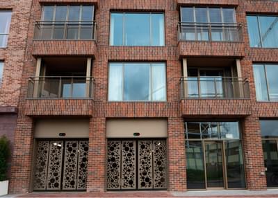 Nibo Stone Raamdorpels En Afdekkers Belgisch Hardsteen Geschuurd Kopblok Pleingebouw Houthaven Fase 1