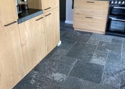 Noir vignan romaans verband